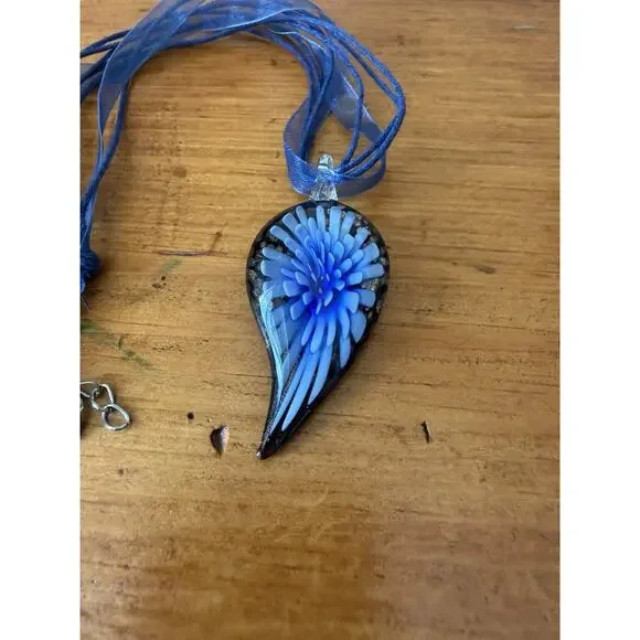 Art Glass Pendant Necklace Blue Floral + Extra Pendant Murano Style - Picture 4 of 15